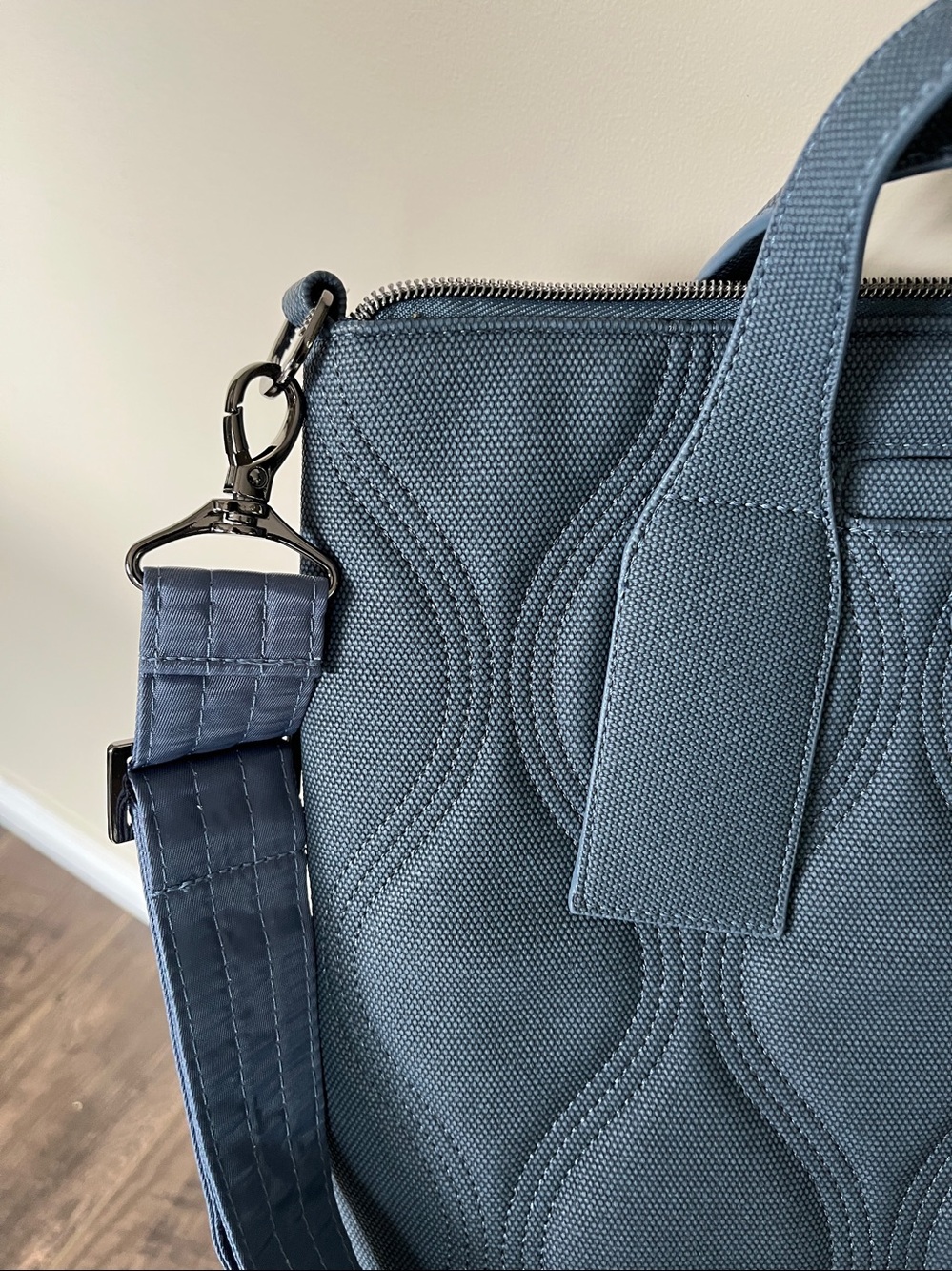 NEW Lug Alto Matte Lux Travel Tote Bag